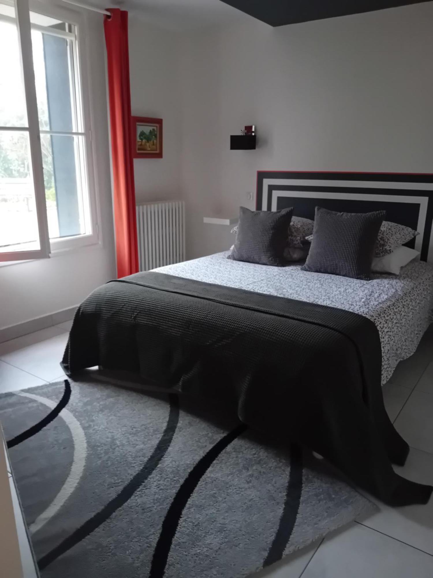 Hotel Cote Remparts Provins Zewnętrze zdjęcie